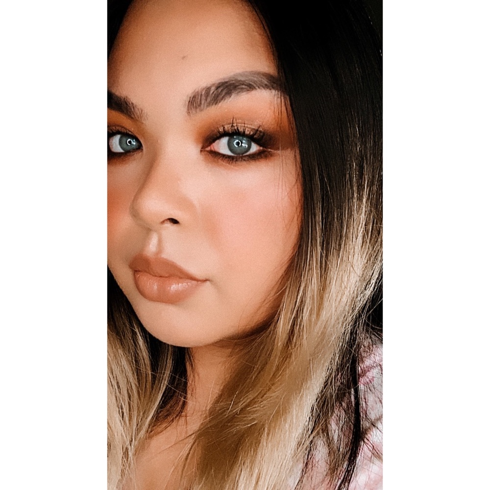 Meet your Posher, Erica